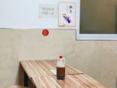 -老字号杨坡红油米线腊汁肉夹馍(东四道巷店)