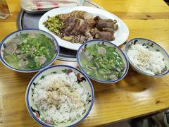 -明姨仔潮汕美食·碳炉猪脚·汕尾牛腩饭·起片鸡煲(起义路店)