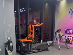 -超鹿运动(五四路恒力城店)