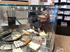 -Laderach 莱德拉(上海环贸iapm店)