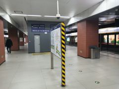 -白石桥南(地铁站)
