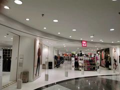 -优衣库(上海正大广场店)