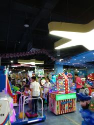 -利奥梦幻主题乐园(爱琴海购物公园店)
