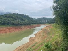 -孔雀湖生态旅游区