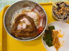 -红鼻子桂林米粉(金唐新光界店)