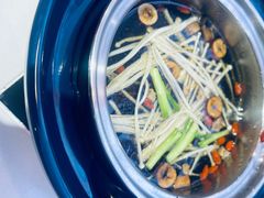 -魔法帽酱料牛肉小火锅(海门步行街店)