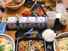 -鑫花溪牛肉米粉(人民广场店)