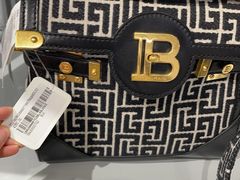 -北京银泰中心-停车场