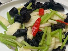 -益健名厨海鲜城(夏湾店)