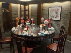 包房很中式-梅龙镇酒家(南京西路总店)