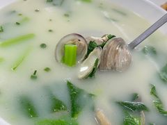-鹏城人家海鲜酒家·23年老字号(较场尾店)