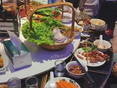 -路边边.炒菜烧烤.音乐餐厅(良乡长虹店)