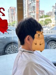 -一東造型烫发染发