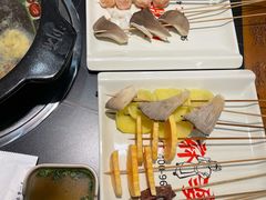 泥锅涮串-川麻婆泥锅涮肚·串串火锅(物资学院店)