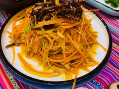 -香巴拉云南餐厅(华莱坞店)