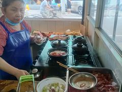 -煲煲香快餐(南京路店)