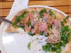 -城市大道红炉披萨烘焙坊