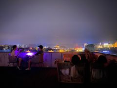 -悦吧·360°全景天台酒吧(象山店)