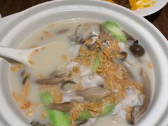 浓汤桂鱼配脆米-港丽餐厅(杭大店)