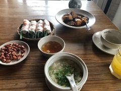 -Cau Go Vietnamese Cuisine