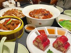 -蝴蝶里·粤菜·点心(滨江龙湖店)
