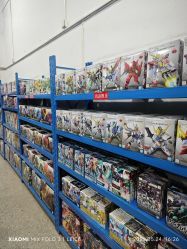 -逝水玩具折扣店