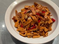 -老湘村·湖南土菜(天河维多利店)