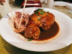 老汤熏肘子-民福居烤鸭店(石榴庄店)