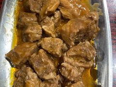 牛腩-沙胆彪炭炉牛杂煲(上海日月光广场店)