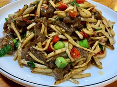 牛柳炒茭白-冯家大院