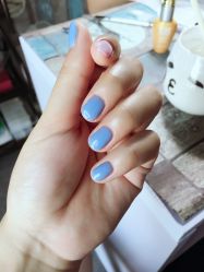 -约会灰姑娘美甲美睫工作室