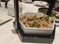 -皇城根·鲁菜济南菜·吊炉烤鸭·炒鸡鱼头(济南旗舰店)