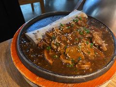 -蜜桃餐厅·伴山(湖滨商业街店)