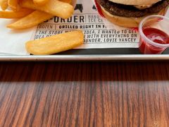 -FATBURGER 特富客汉堡(外交公寓店)