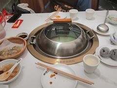 -锅当当铁锅炖烀饼王(长泰广场店)
