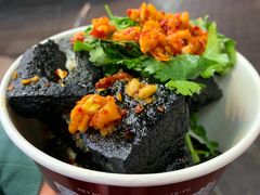 -黑色经典臭豆腐·湖南特产(坡子街店)