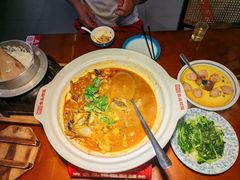 -魏铭鱼头捞饭(晋阳路店)