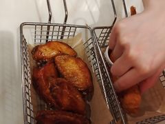 -拉拉伯爵西餐厅(青田店)