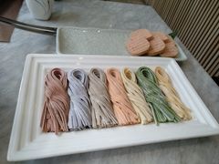 七彩面-虾佬圣汤