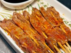 -威记烧嘢·南宁烧烤·超级生牛(绿地店)