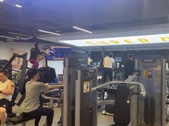 -超鹿运动(达信大厦店)
