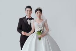 -光明婚纱摄影(建设路店)