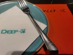 -DEEP·深美式餐吧(五棵松华熙LIVE店)