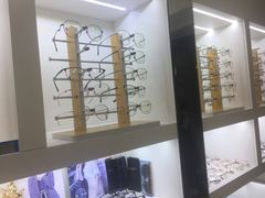 -广州宝岛眼镜武汉和光眼镜市场西区店