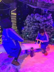 -圣名游乐城冰雪大世界