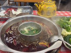 -金鼎雪山牦牛杂火锅(理县总店)