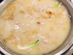 -老来福·非遗酸汤兔(凯旋路店)
