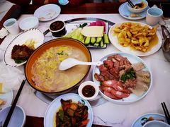 -雪乡人家东北菜·铁锅炖一切(高斯路店)