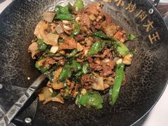 -费大厨辣椒炒肉(黄兴中心广场店)