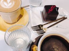 -UNI UNI(环亚凯瑟琳店)